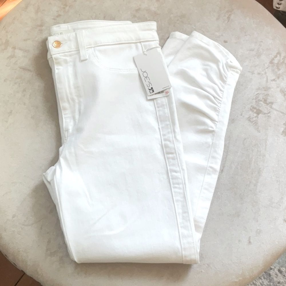 NWT SZ 30 *SHIRRED* Joe’s Jeans *The Charlie Flawless* Gathered Hem  White Jeans